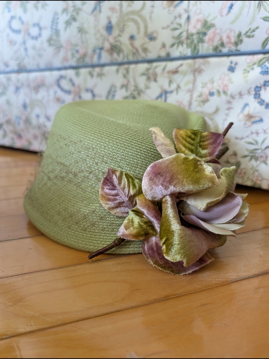 Eaton's of Canada Accessories - Vtg Eaton's Hat With Faux Flower